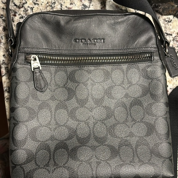 Coach crossbody bag - Picture 3 of 8